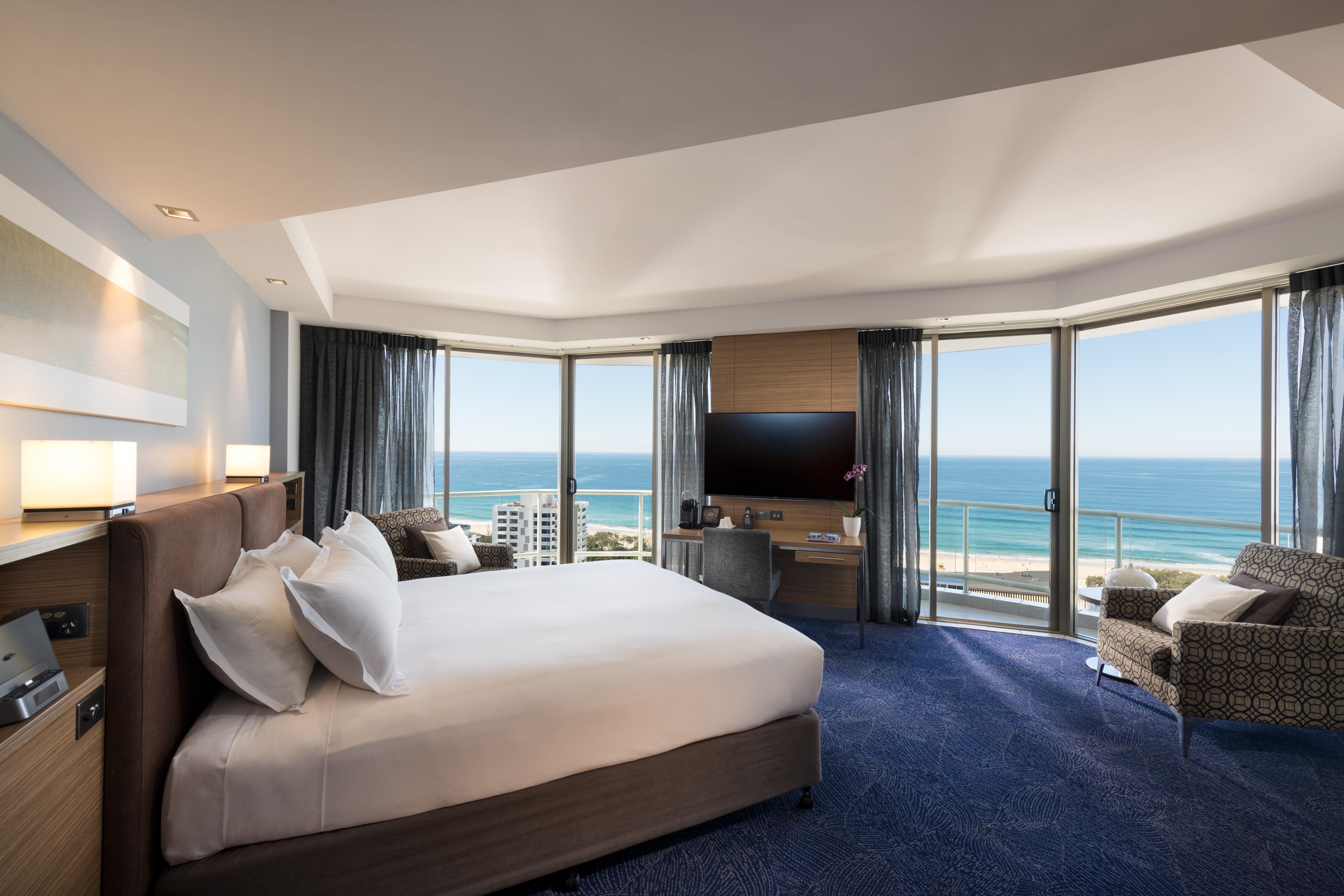 Sofitel Gold Coast Broadbeach Exteriér fotografie A bedroom at the W Hotel, Gold Coast